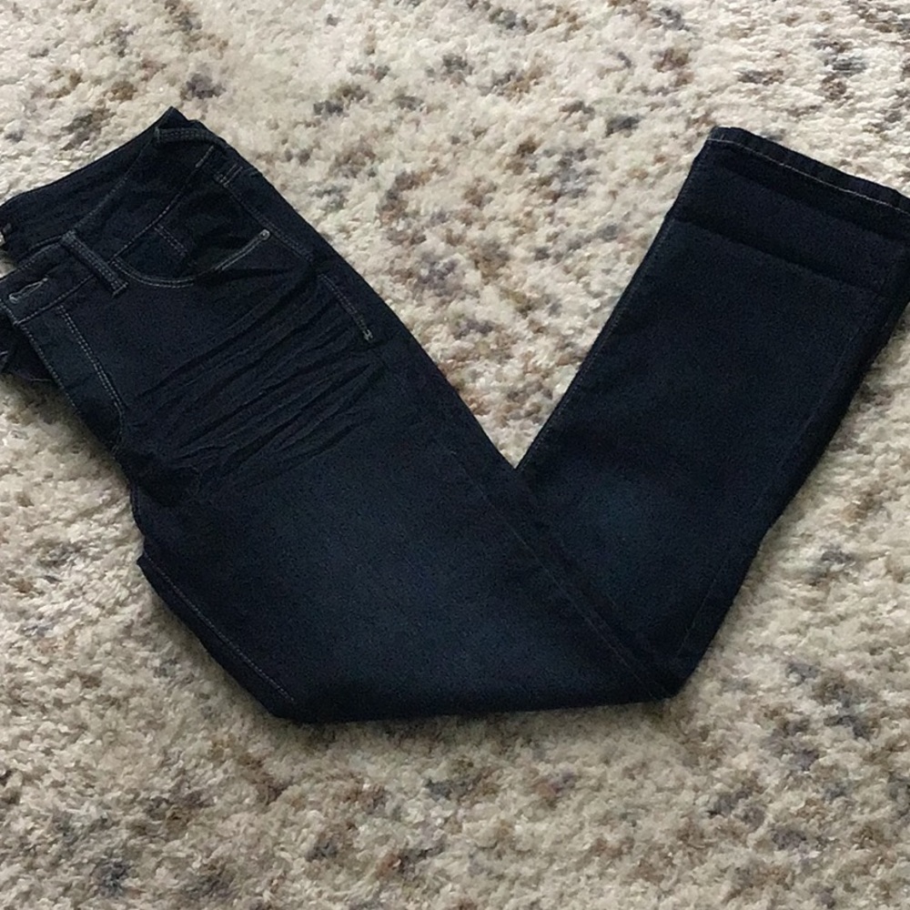 NWOT Signature Studio skinny jeans